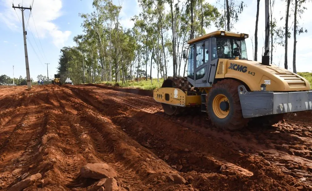 Pavimentação em Estrada Pioneiro vai ligar a sede ao distrito de Lovat