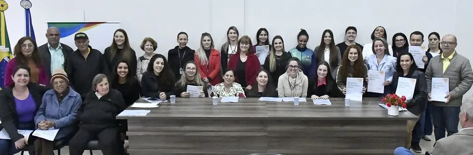 Novos conselheiros tomam posse para o biênio 2025–2027 em Umuarama