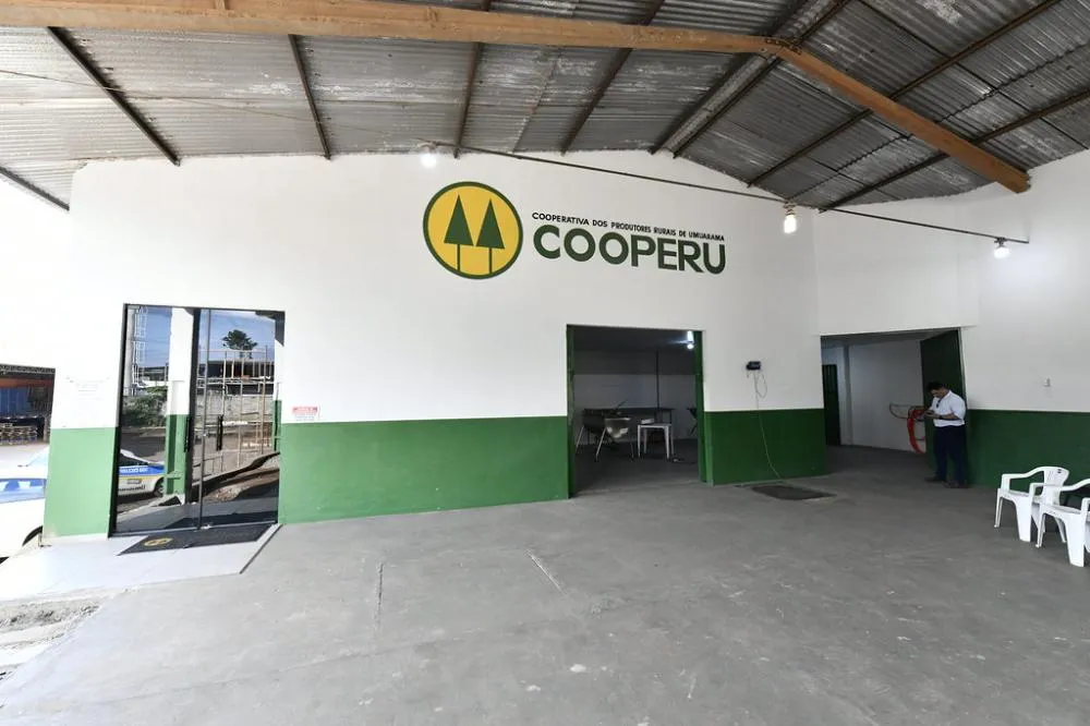 Prefeitura propõe doação de caminhão à Cooperu para fortalecer agricultura familiar