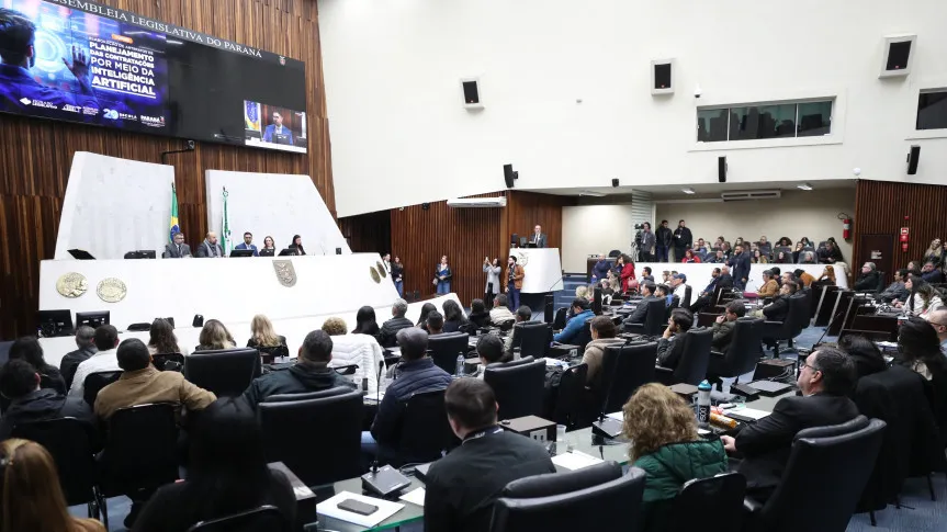 Inteligência Artificial no planejamento de contratações públicas na Alep