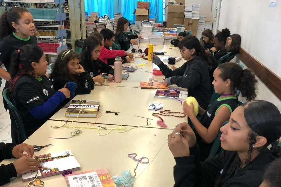 Um semestre sem celular: novas atividades aproximam alunos