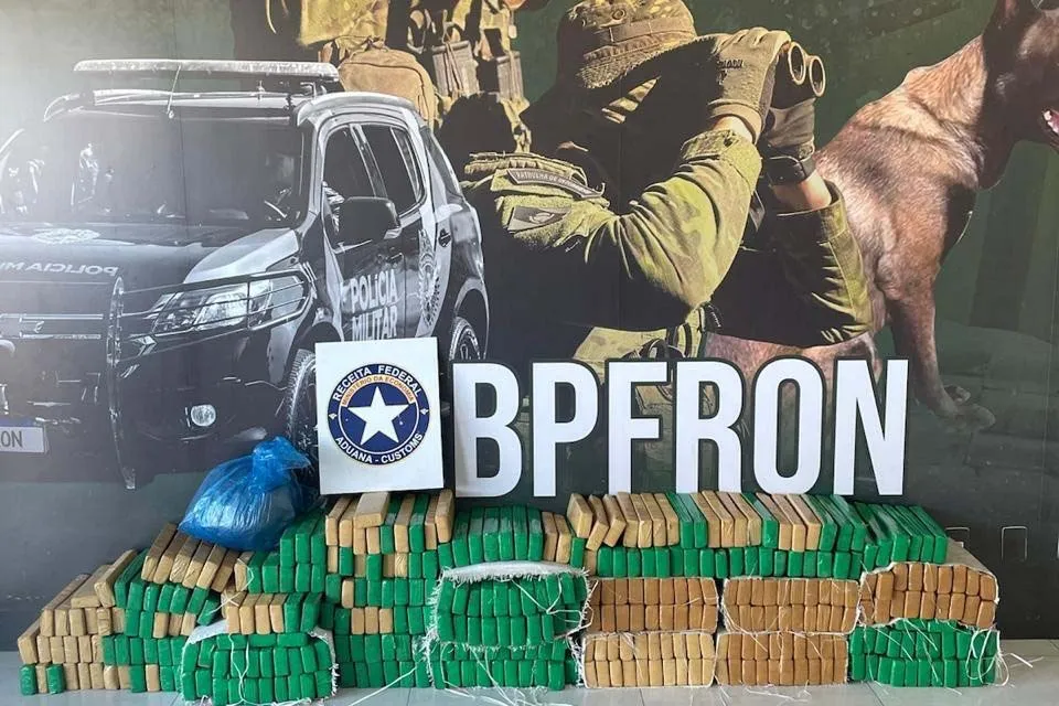 BPFron apreende quase uma tonelada de maconha no final de semana