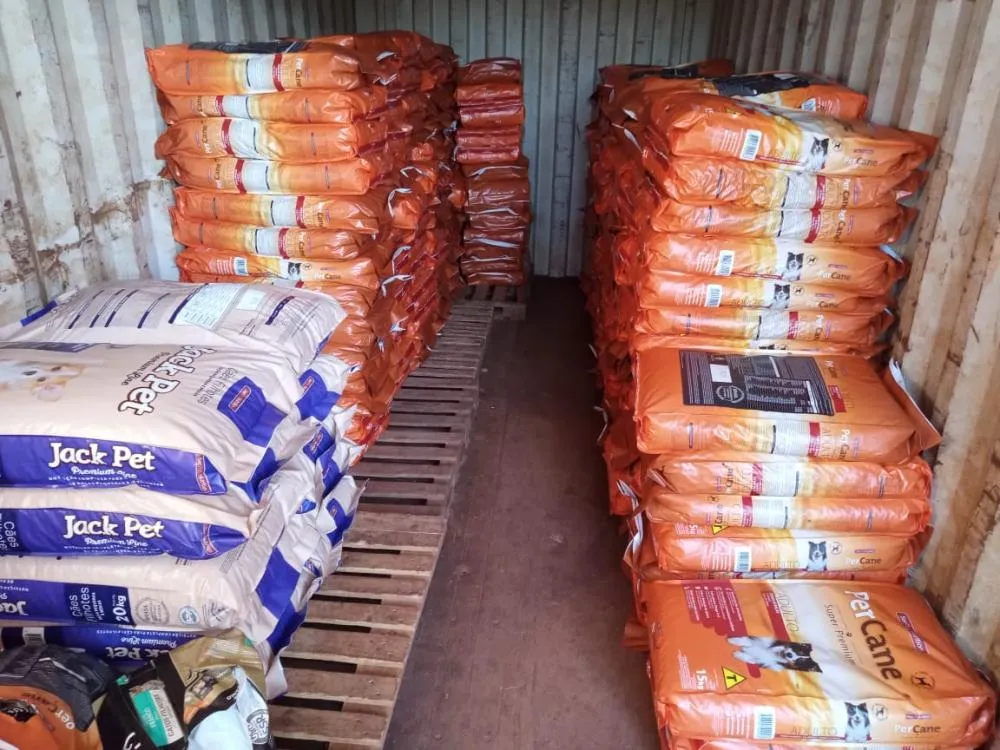 Prefeitura faz novo repasse de ração para cães e gatos atendidos pela Saau