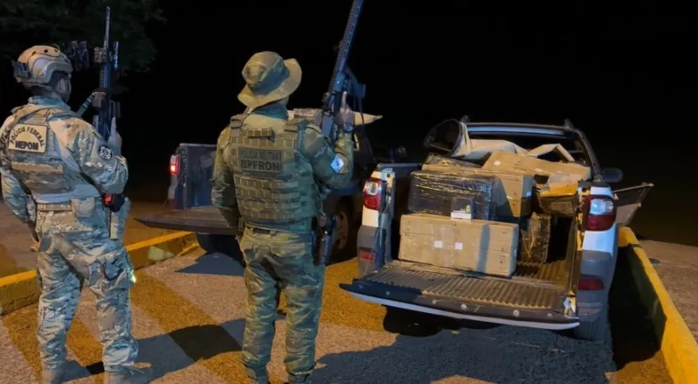 PF e BPFRON apreendem cigarros e eletrônicos em operação em Altônia