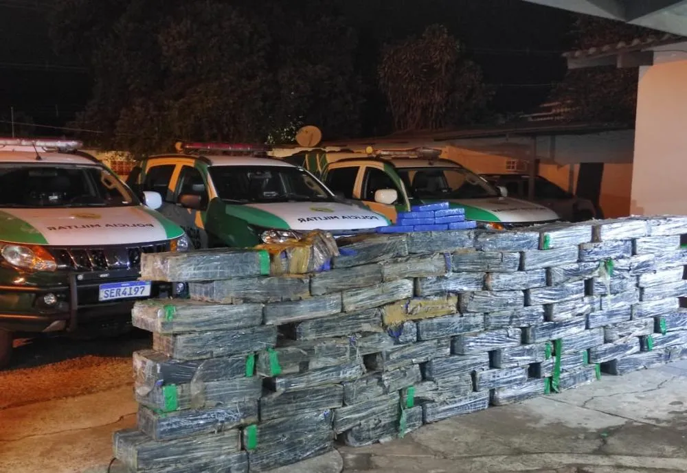 Polícia apreende mais de uma tonelada de maconha na região de Icaraíma