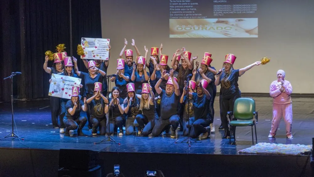 Agosto Dourado termina com festival de paródias no Centro Cultural