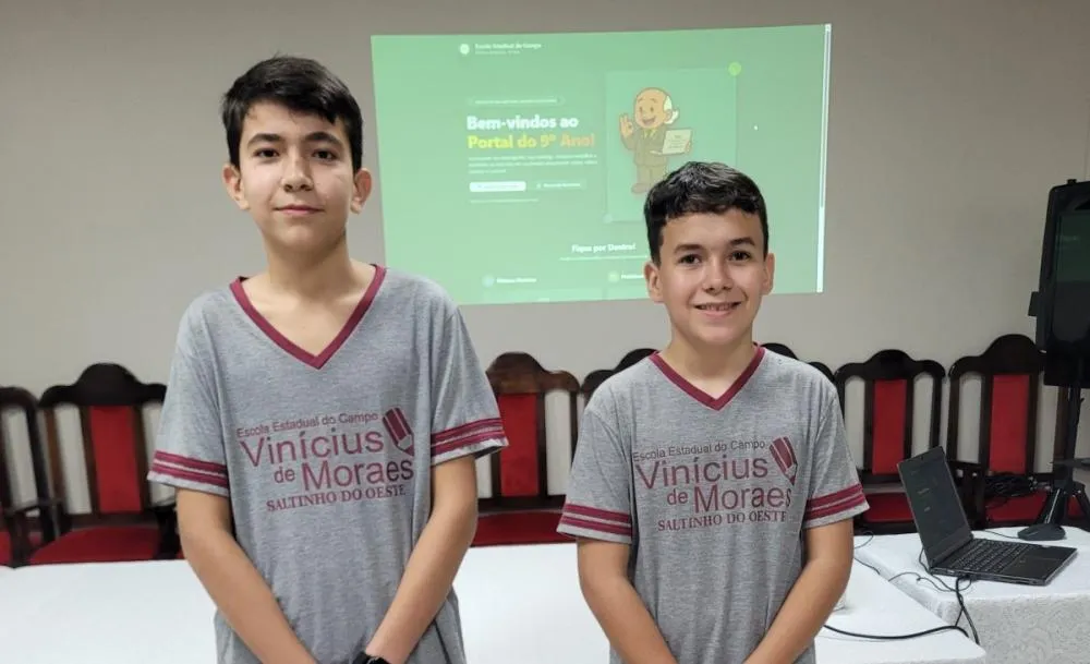 Estudantes de Alto Piquiri dão show de inovação e lançam o “Portal da Superação”