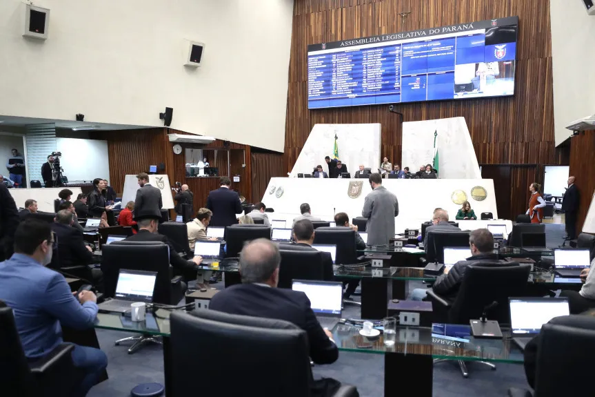 Alep promulga o primeiro Código de Ética e endurece punições a deputados