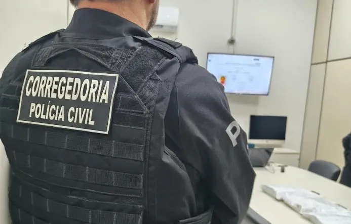 Delegado e investigador da Polícia Civil são alvo de operação do Gaeco por suspeita de tortura e abuso de autoridade