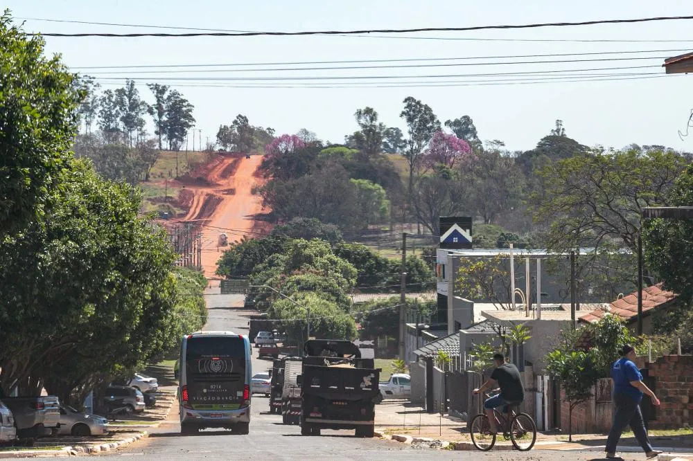 Governo investe na Costa Noroeste com pavimentação entre Marilena e Porto Maringá