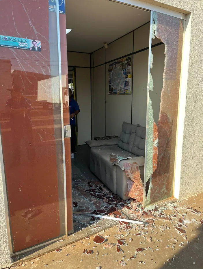 Empresa de Umuarama é alvo de disparos e polícia investiga ameaças contra funcionário