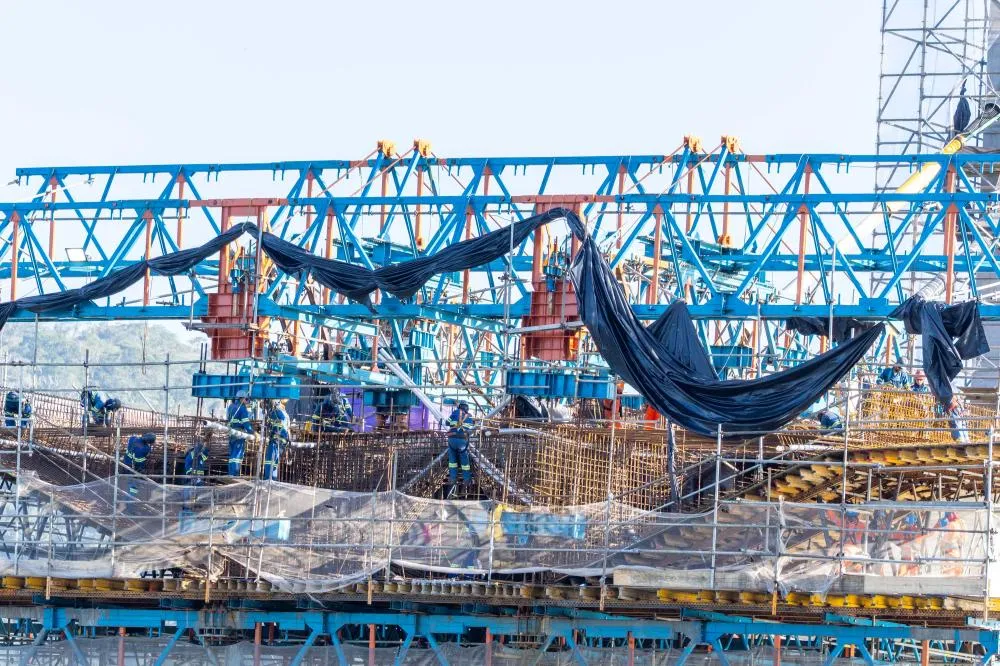 Das 399 cidades do Estado, 339 registram saldo positivo de empregos em 2025