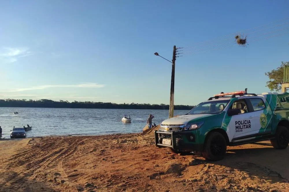 Procurado por roubo é preso em ônibus durante operação ambiental em Alto Paraíso