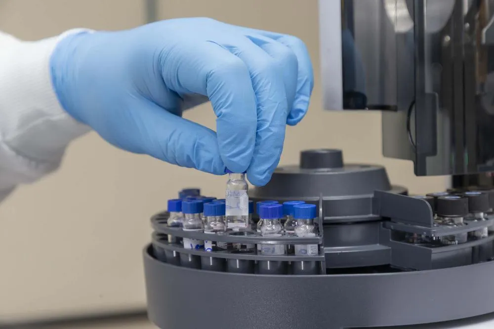 Com novo registro de intoxicação por metanol, Estado aumenta mobilização