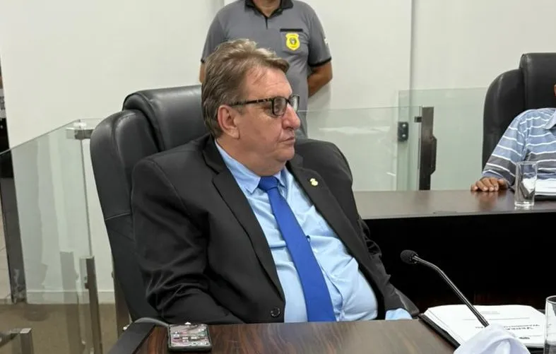 Estreante na Câmara, Guirão vota contra projeto do Executivo e sinaliza clara oposição