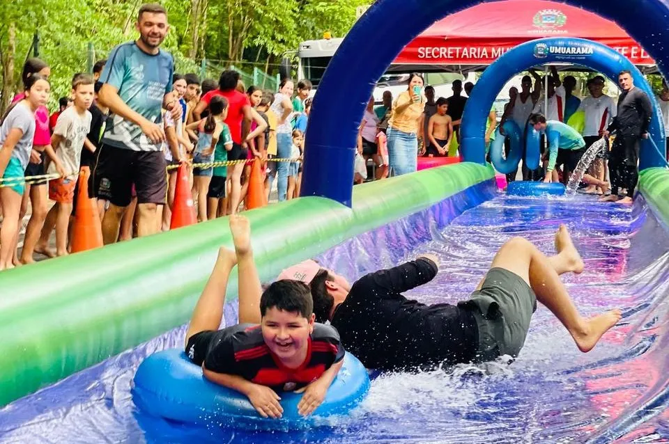 ‘Tá de Brincadeira’ reúne mais de mil crianças em Umuarama