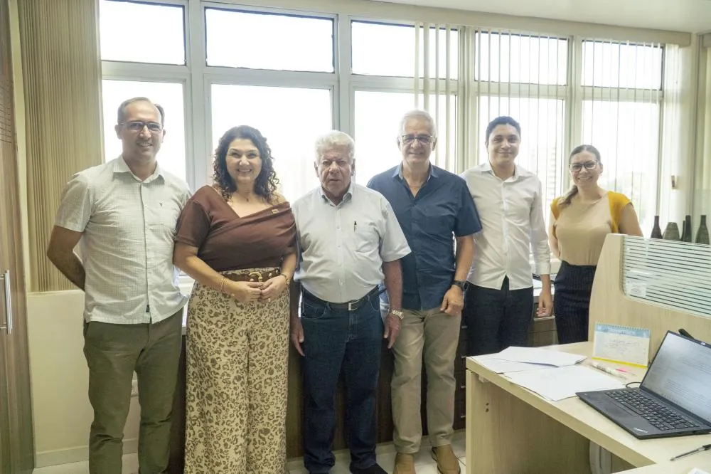 Comitiva visita a Secretaria Municipal de Aceleração Econômica