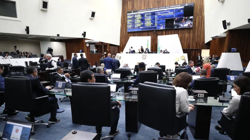 Alep reforça combate ao cigarro eletrônico e exige novas placas de proibição em locais públicos e privados