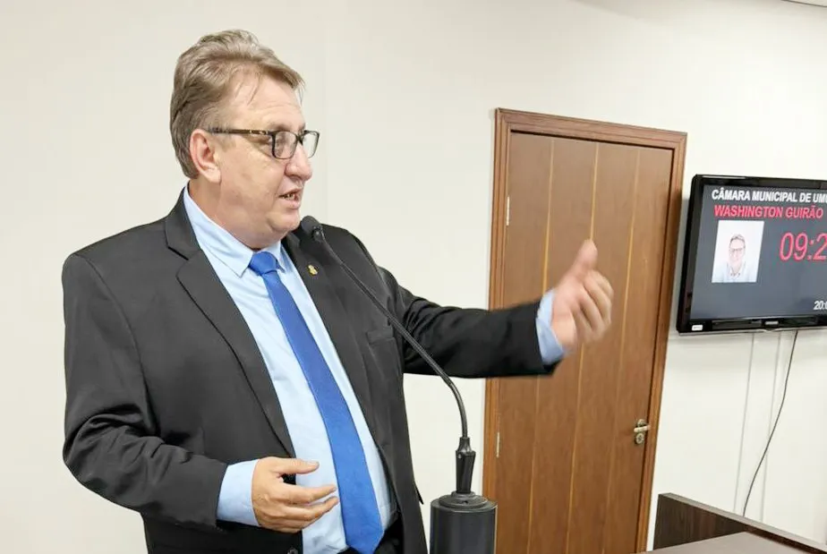 Depois da promessa de pagar do próprio bolso, Guirão volta a Curitiba – e manda a conta para o contribuinte