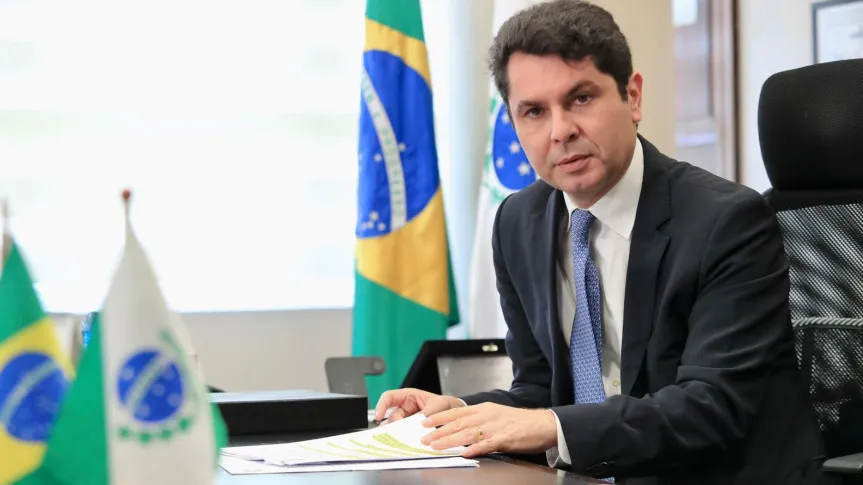 Deputado Alexandre Curi (PSD) propõe lei de enfrentamento a crimes cibernéticos no Paraná