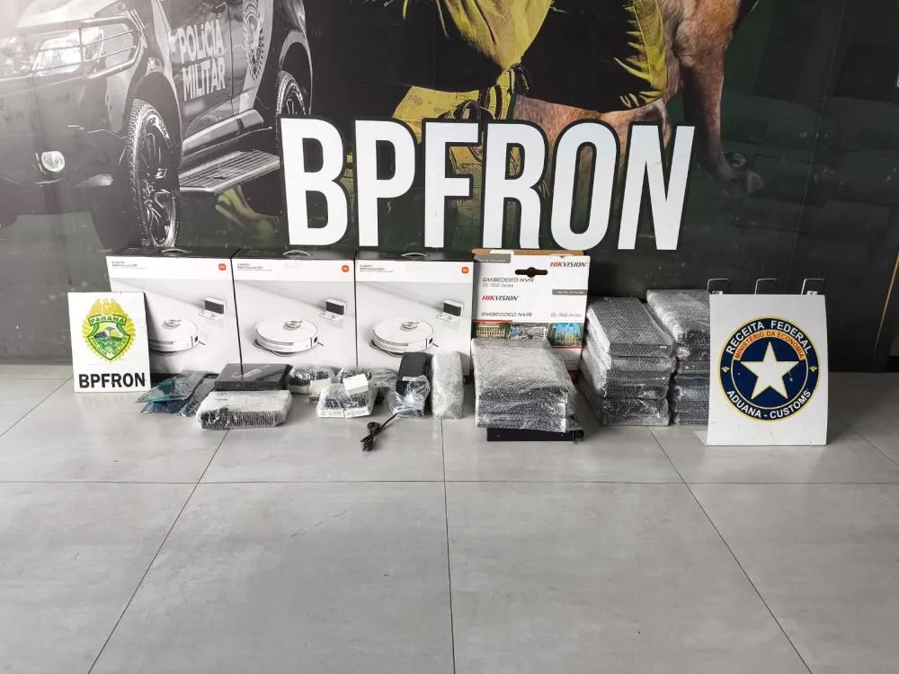 Batalhão de Polícia de Fronteira apreende carro com produtos irregulares na PR-323