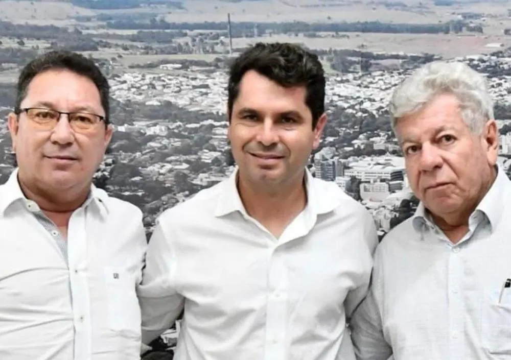 Câmara de Umuarama concede Título e Cidadão Honorário a Alexandre Curi