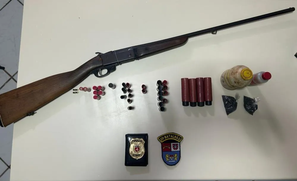 PCPR e PM apreendem arma e munições durante operação contra ameaça em Alto Piquiri