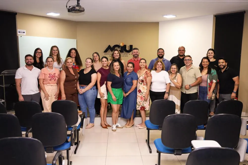 Aciu reúne profissionais e inicia implantação do núcleo de eventos em Umuarama