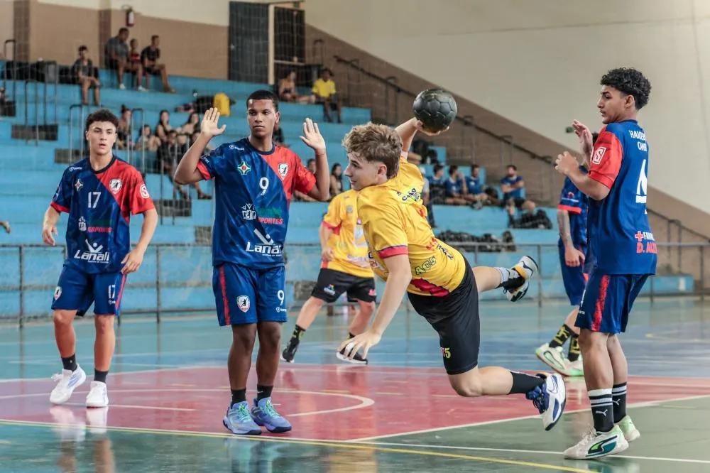 Umuarama abre Campeonato Paranaense de Handebol no fim de semana