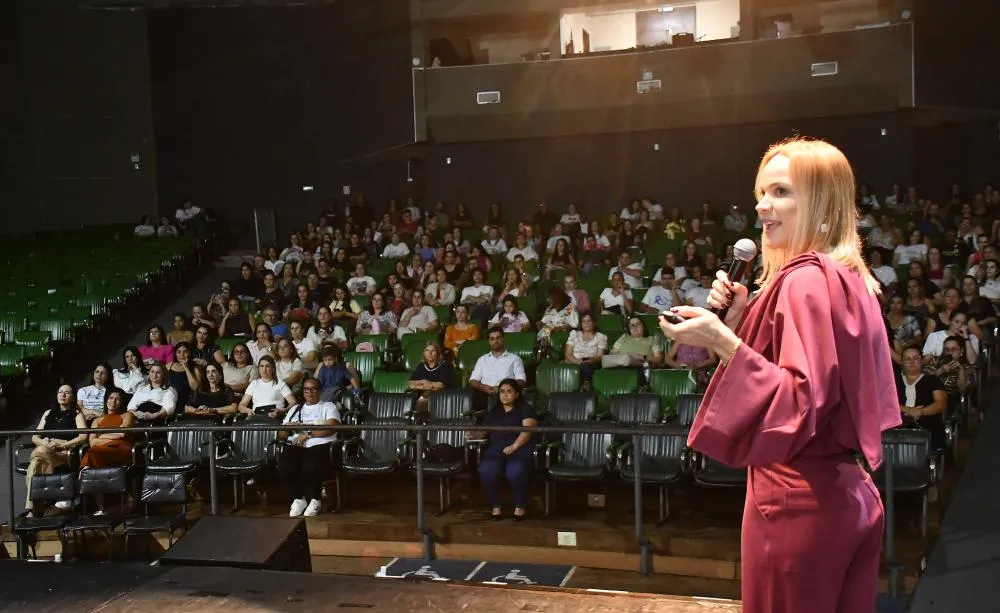 Palestra abordou a construção da autonomia para pessoas com TEA