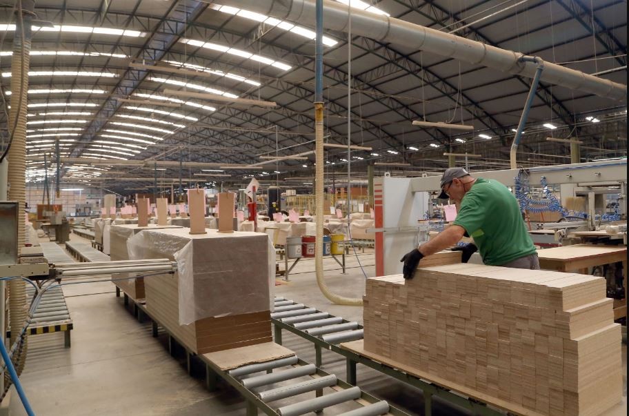 Atividade econômica do Paraná cresce cinco vezes mais que a brasileira no 1º trimestre