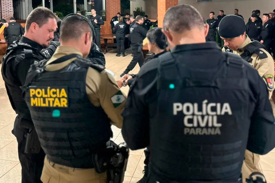 Operação na região de Umuarama prende 30 suspeitos e desarticula grupo do tráfico