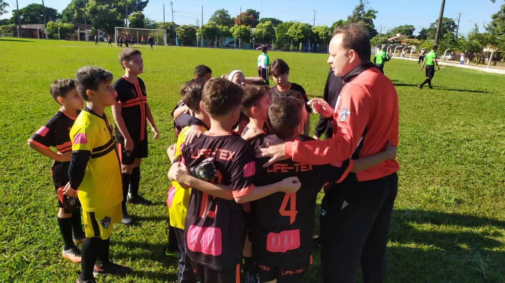Escolinha do Furacão realiza primeiro torneio de futebol com categorias de base