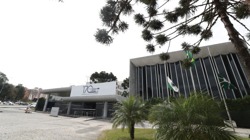 Criação da rede de atendimento contra uso de drogas no Paraná está na pauta da Assembleia