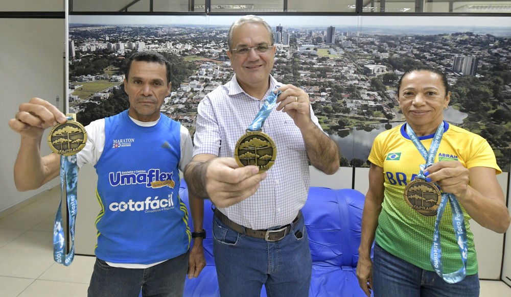 Mazé e Reinaldo conquistam ouro na Taça Paraná de Atletismo Master