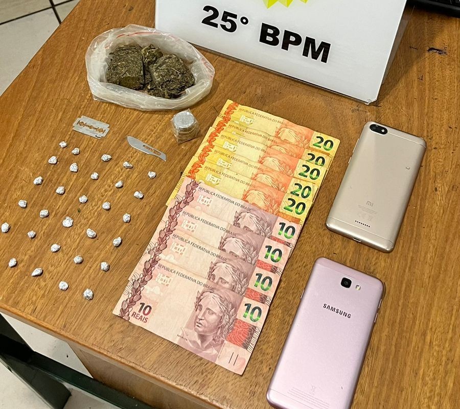 Denúncia anônima leva PM a fechar ‘boca de fumo’ em casa abandonada no 1º de Maio