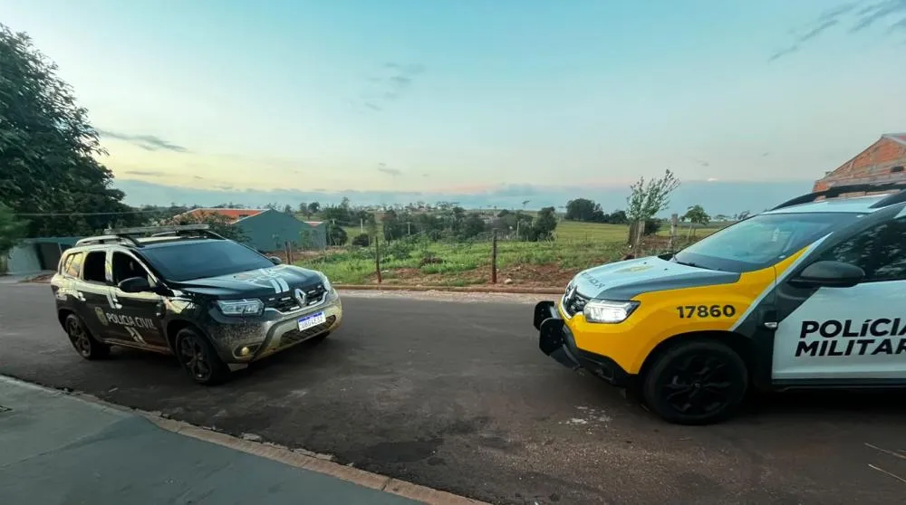 Polícia Civil e Militar cumprem mandados e apreendem simulacro de arma em Icaraíma