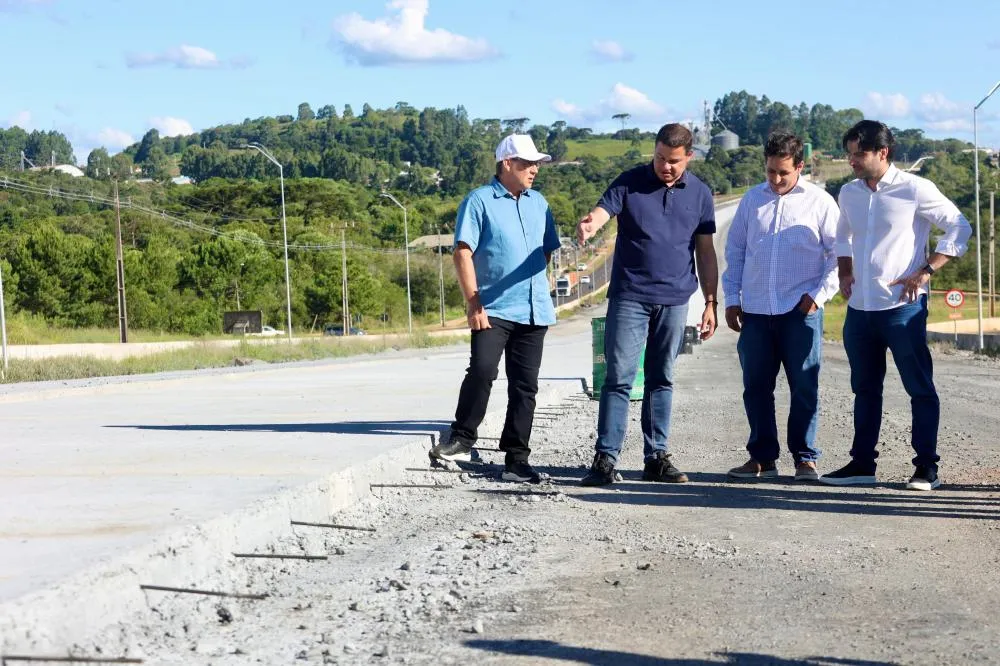 Sandro Alex destaca avanços das duplicações em concreto na região Central: “novo eixo do progresso”