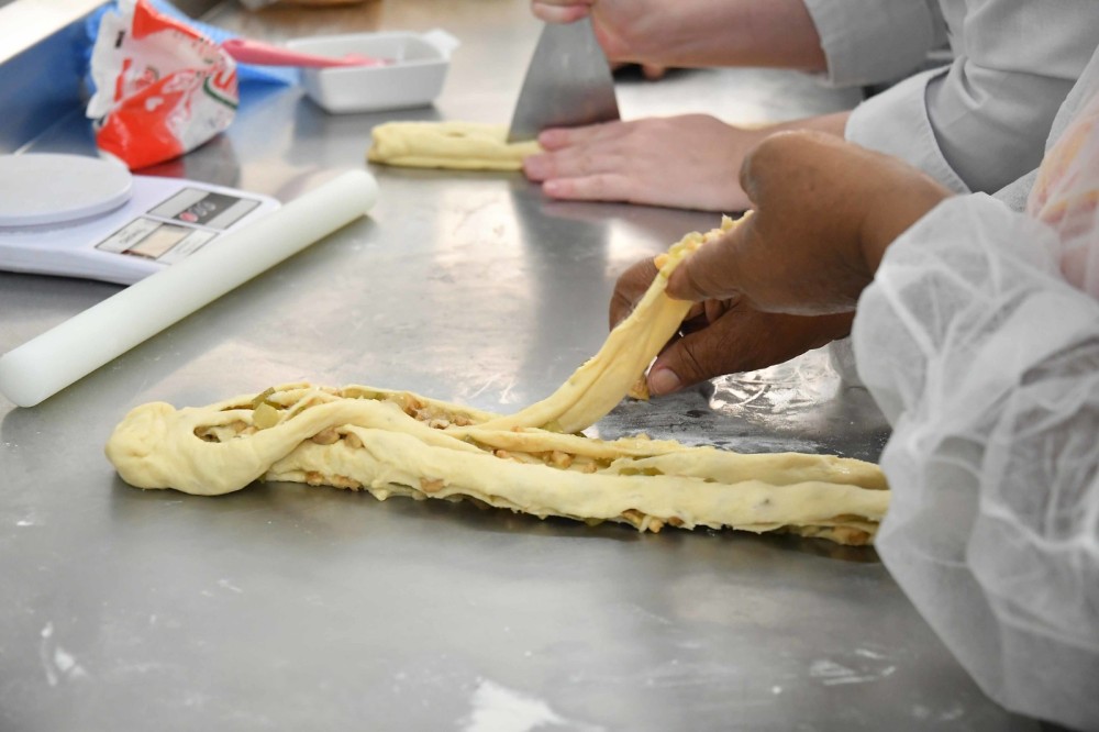 Prefeitura abre inscrições para curso grátis de doces para confeitaria no Senac