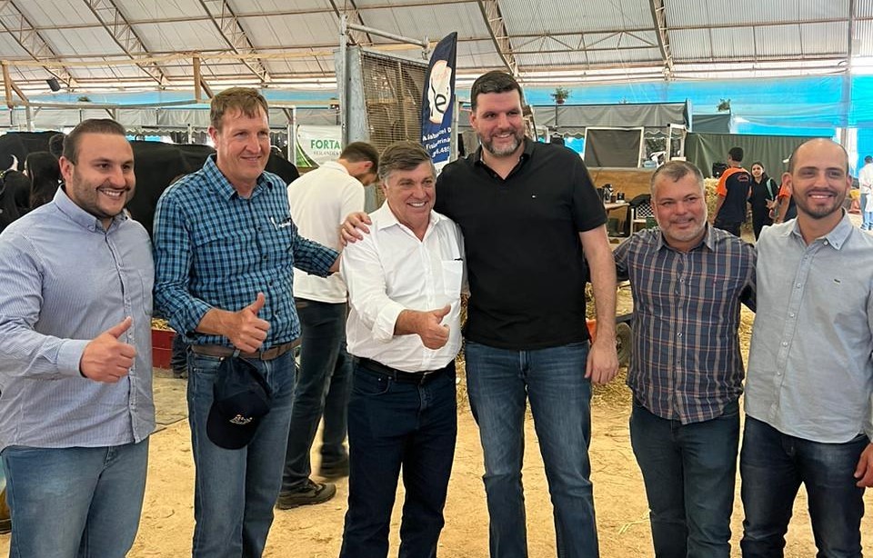 Pozzobom visita a Agroleite, um dos principais eventos do setor leiteiro no país