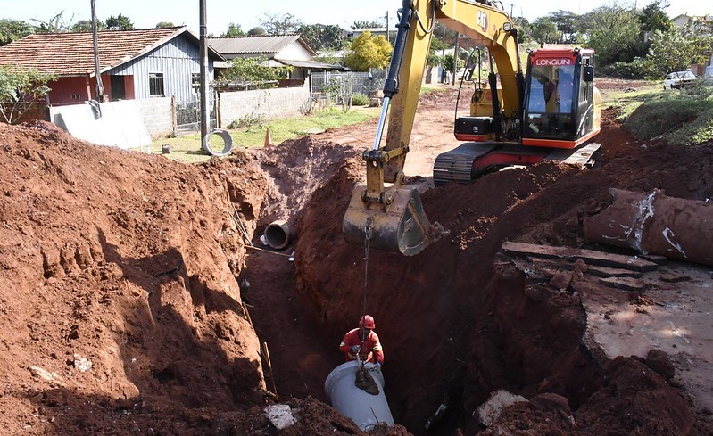 Prefeitura inicia mais uma etapa de pavimentação de ruas do distrito de Lovat