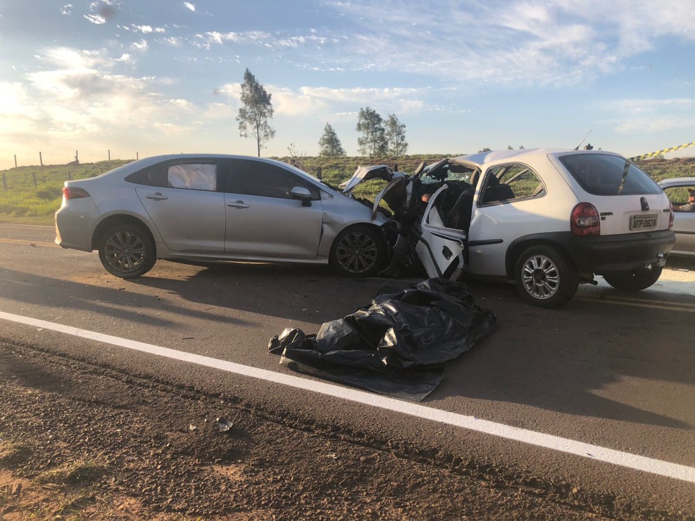 Morador de Xambrê morre prensado nas ferragens em acidente na PR-489