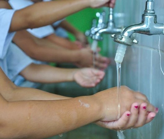 TCE-PR une-se a esforço nacional para levar água e esgoto a todas as escolas