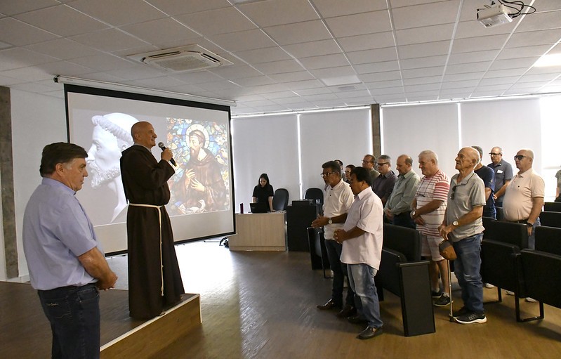 Audiência aprova construção de imagem do padroeiro São Francisco de Assis na PR-323