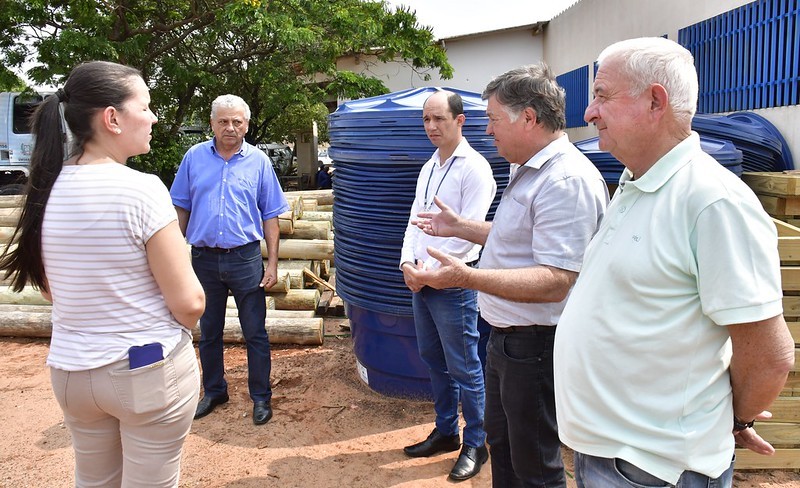 Programa Caixa d’Água Boa entrega reservatórios para quase 80 famílias