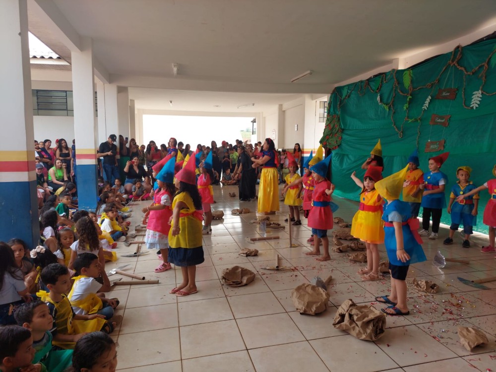 Smel inaugura arena multiuso para modalidades esportivas de areia