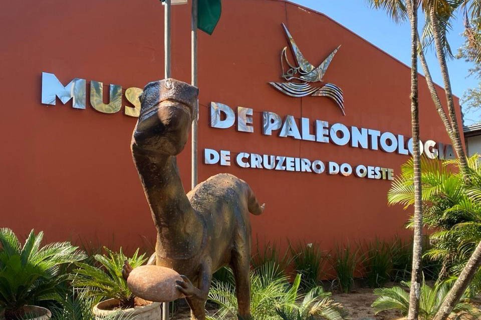 Vale dos Dinossauros: Cruzeiro do Oeste recebe título que reforça turismo científico