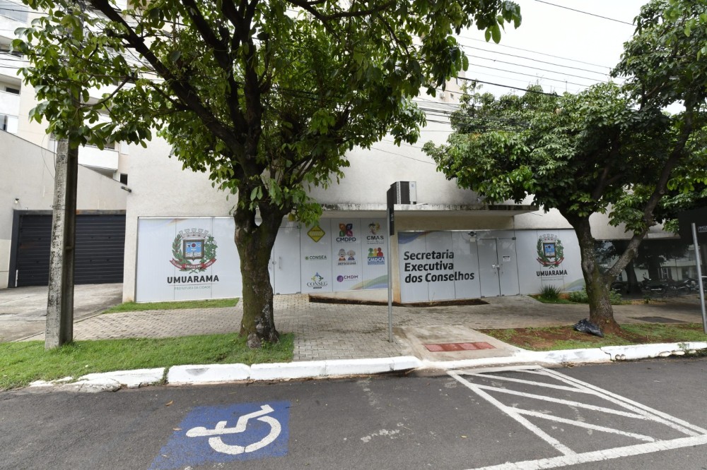 CMDCA e município recebem propostas de parcerias para atender crianças e adolescentes