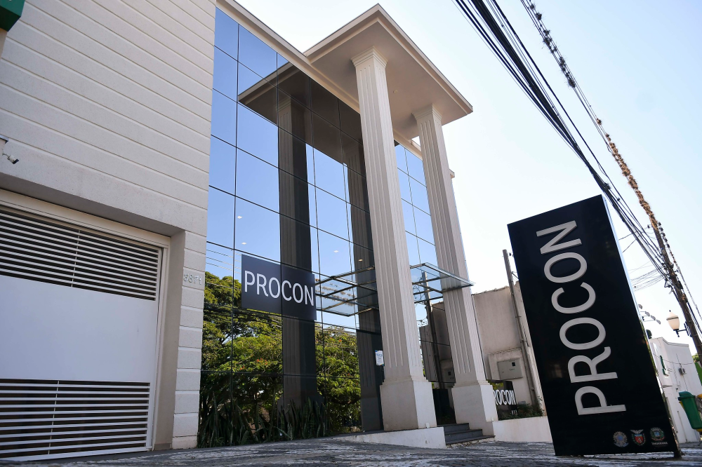 Procon notifica farmácias que não colocam preços dos produtos em prateleiras e gôndolas