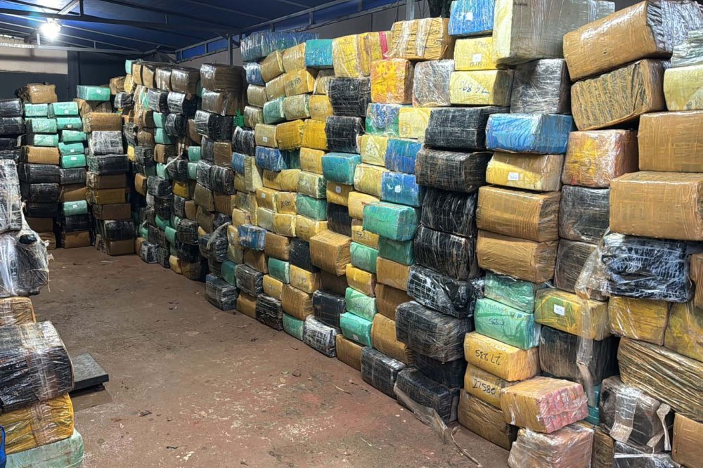 Polícia Civil do Paraná apreende 11 toneladas de maconha em Foz do Iguaçu